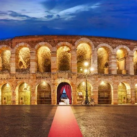 Romeo's House Nel Centro Storico Di - Free Parking Apartment *
